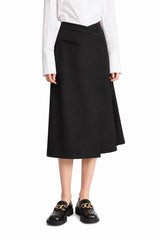 Minimalist A-Line Midi Skirt with Slit & Pockets - Office Wear