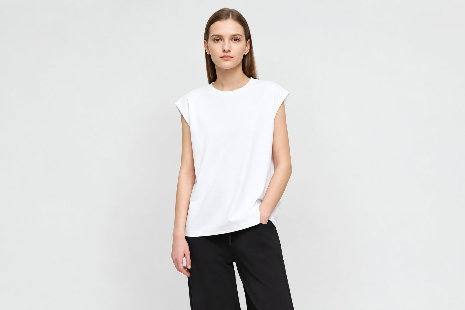 Women's Knitted Crew Neck T-shirt - Minimalist Summer Commute Top