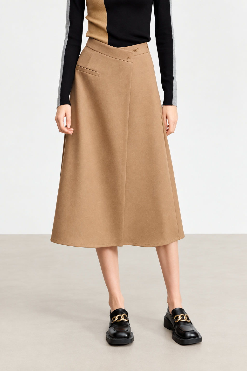 Women's Minimalist A-Line Midi Skirt with Pockets - Office Wear